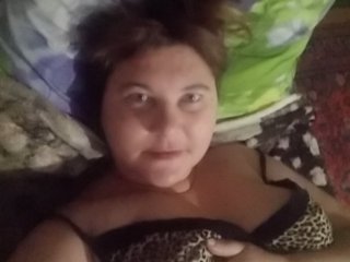 irena42 42 y. o. BBW cam girl offers pleasing for you big boobs on camera