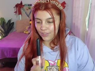 fenixx_tay 20 y. o. cam girl with hairy pussy makes her lover fuck his mouth