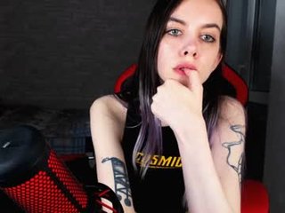 lastdawn 19 y. o. naked cam girl loves ohmibod vibration in her tight pussy online