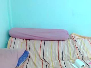 jessythailand 20 y. o. cam girl loves hard fucking to throw up to his ears feet online
