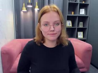 mollymirific 0 y. o. domina cam girl loves dirty live sex in the chatroom