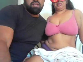 royalcouple541 0 y. o. indian cam babe gets her pussy eaten and fucked online