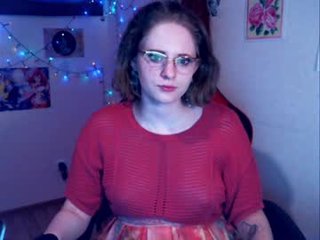 sheslinki 19 y. o. cam girl loves oiled ohmibod inserted in her tight pussy online