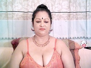 matureindian 50 y. o. indian cam girl with hairy pussy loves live sex