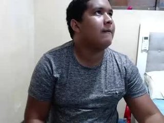 david_men26 18 y. o. BBW cam girl offers pleasing for you big boobs on camera