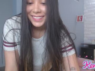 kendall_risex 0 y. o. cam babe takes ohmibod online and gets her pussy penetrated