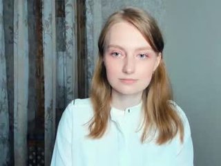 meand_you 18 y. o. sex cam with a horny cute cam girl that's also incredibly naughty
