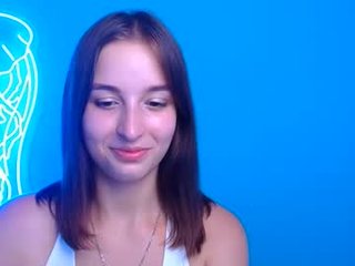 sheryl_sweet 19 y. o. sex cam with a horny cute cam girl that's also incredibly naughty