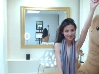 iris_stone_ 21 y. o. cam girl in beautiful stockings in the chatroom