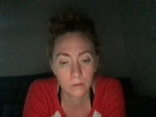 sarahgiroux86 28 y. o. hot cum dripping from beautiful cam babe pussy