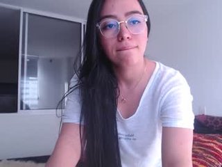 helena_hills 22 y. o. cam babe thinks that private live sex is the real pleasure