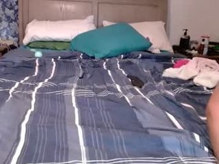 jandjcam 0 y. o. 
