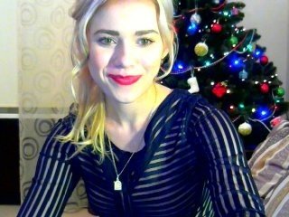 katrinestorm 21 y. o. russian cam girl playing with her juicy pussy while nobody is around to help her out with that