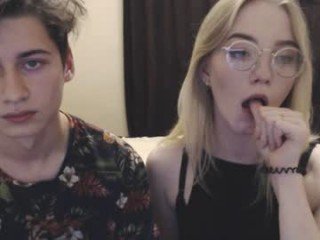 jane_dylan 18 y. o. cam babe with small tits playing with pink ohmibod