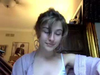 lilpixiimama 18 y. o. 