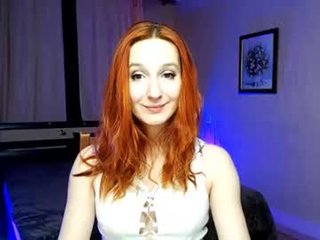 michelleevie 24 y. o. cam girl shows smoking action with sex toy in pussy online