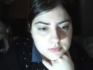 sexynyu18 25 y. o. cam girl gaping and humping her fuck hole deep online