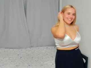 abeautiful_miracle 19 y. o. cute blonde cam girl gets her pussy banged very hard