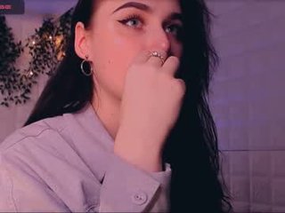 shorty_di 21 y. o. cam girl loves when satisfy her nasty pussy hole in private live sex chat