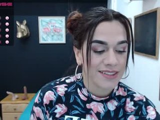 amy_le 0 y. o. cam babe loves gets orgasm from vibrations with a ohmibod in the chatroom