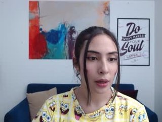 ninidallas 18 y. o. cam girl loves oiled ohmibod inserted in her tight pussy online